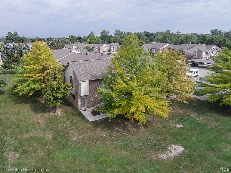 42551 Lilley Pointe Dr — Photo 7
