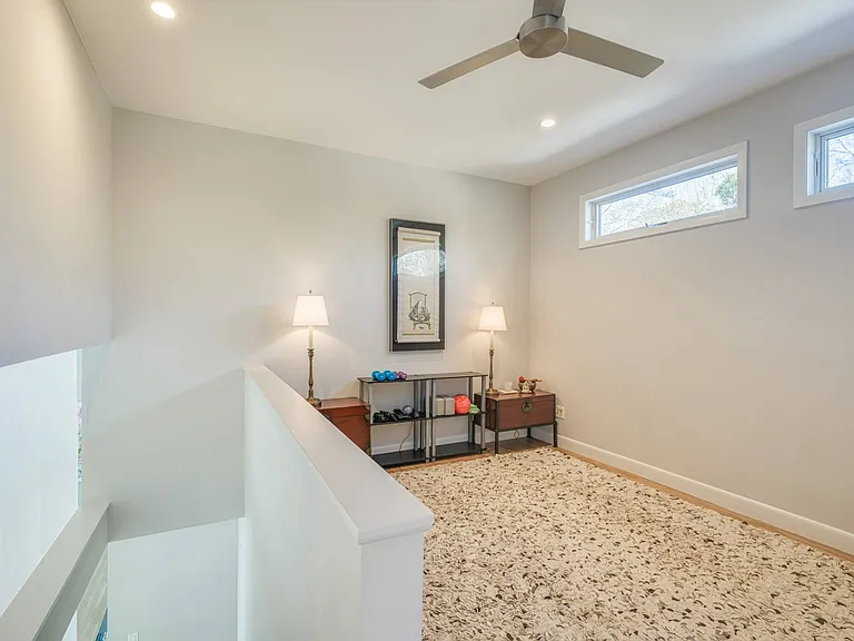 4 Bayberry Ln — Photo 27
