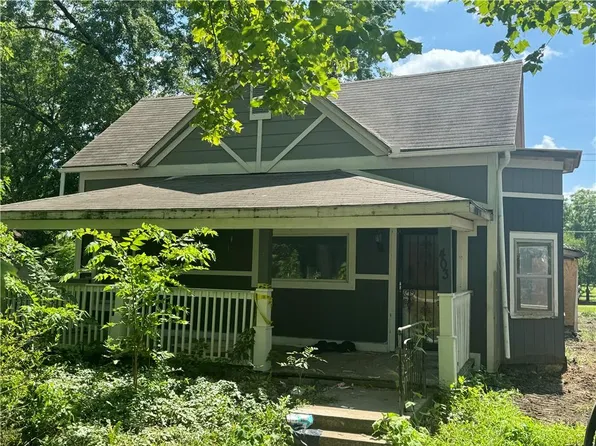 403 Main St, Garden City, MO 64747