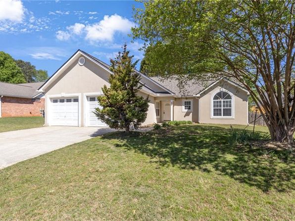 125 York Ln
