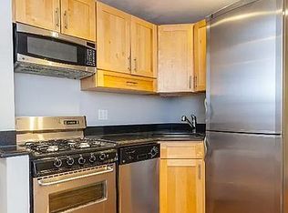 334 E 5th St #A, New York, NY 10003