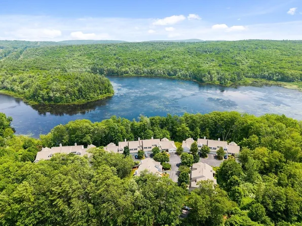 98 Saw Mill Pond Rd #98, Fitchburg, MA 01420