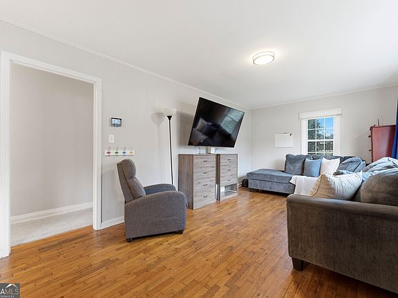 3rd image of 3245 Mars Hill Church Rd NW