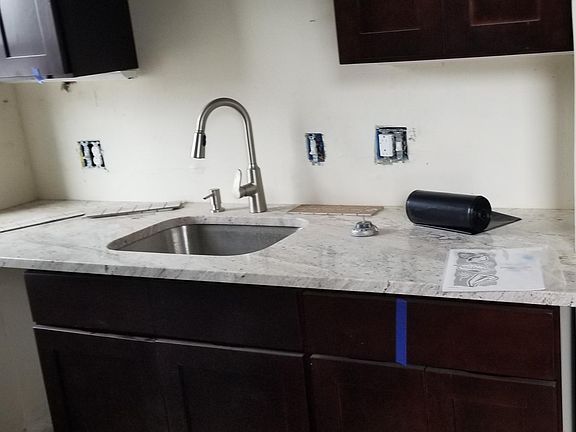 5th image of 5944 Germantown Ave Floor 2
