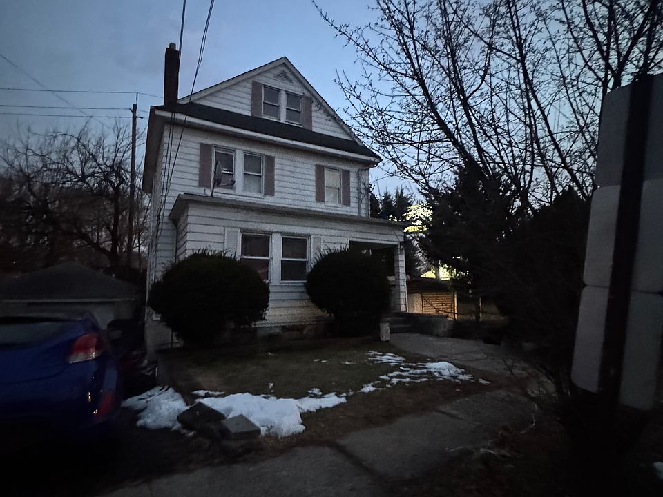 2nd image of 108 Abbott Ave Floor 1