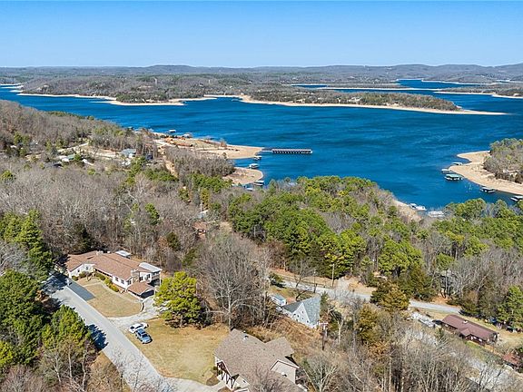 2nd image of 18960 Coppermine Rd