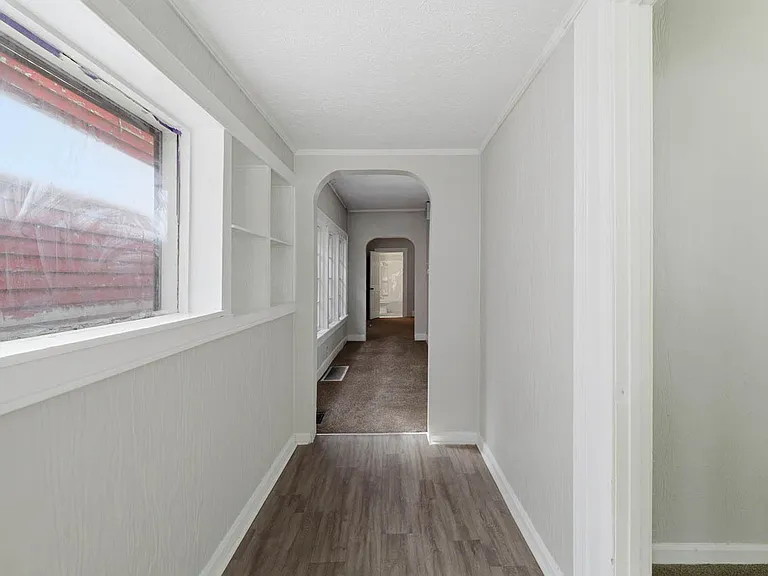 2324 Magazine St — Photo 7