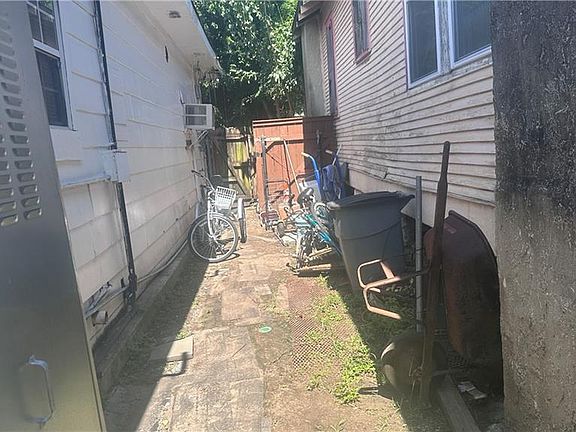 5th image of 359 Sala Ave