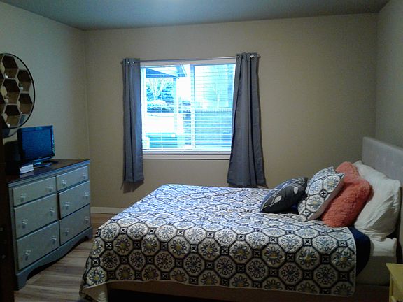 5th image of 14019 NE 20th Ave APT 54G