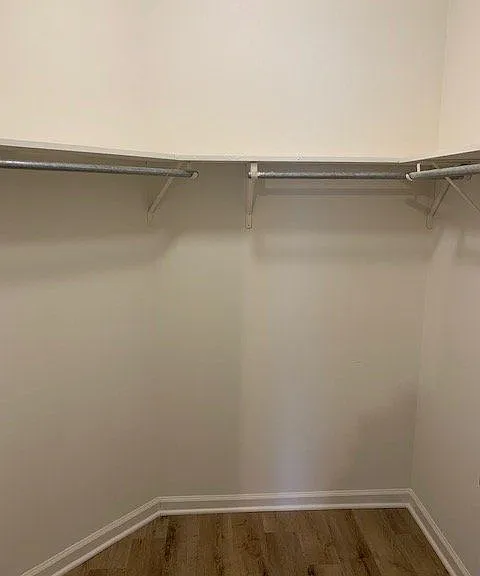 122 W Victoria Ct — Photo 11