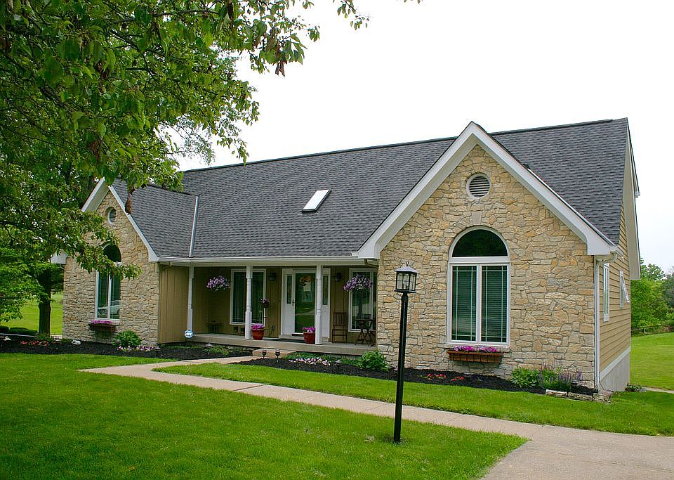 1st image of 215 Ana Jo Ln