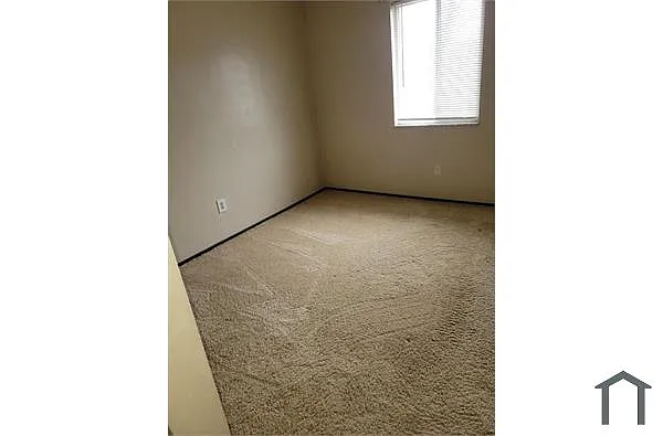 Building Photo - 10253 Garnet Ln