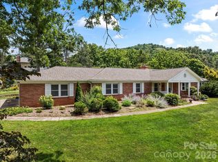 21 Hamburg Dr, Weaverville, NC 28787