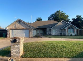 10000 Thompson Ave, Yukon, OK 73099