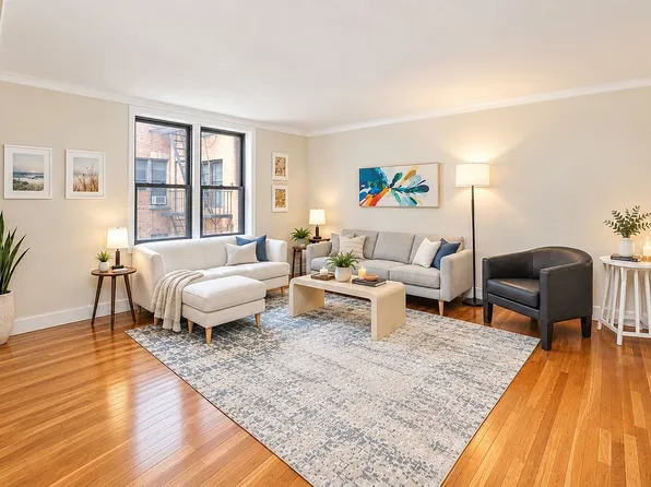 61 Oliver St APT 2V, Brooklyn, NY 11209