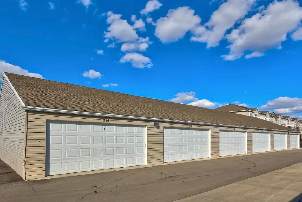 1 bed, $895 — Photo 4