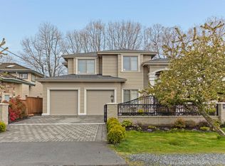 8520 Elsmore Rd, Richmond, BC V7C 2A1
