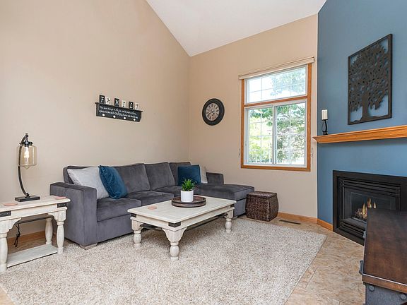 4th image of 2655 Mallard Dr