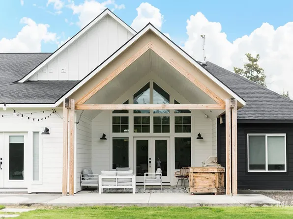 155 Durham Ln, Donnelly, ID 83615