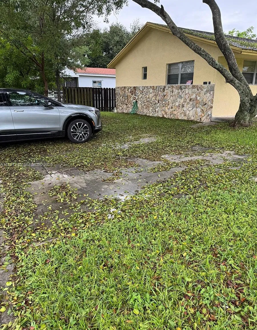 Hollywood Beach Heights S — Photo 3