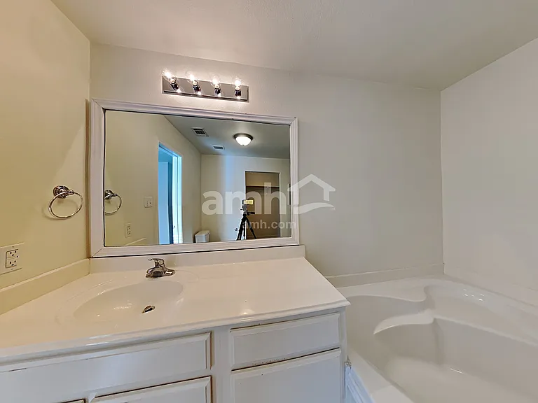 28902 Llano River Loop — Photo 9