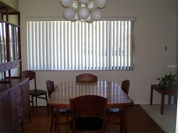 4th image of 1207 Valley Hill Dr
