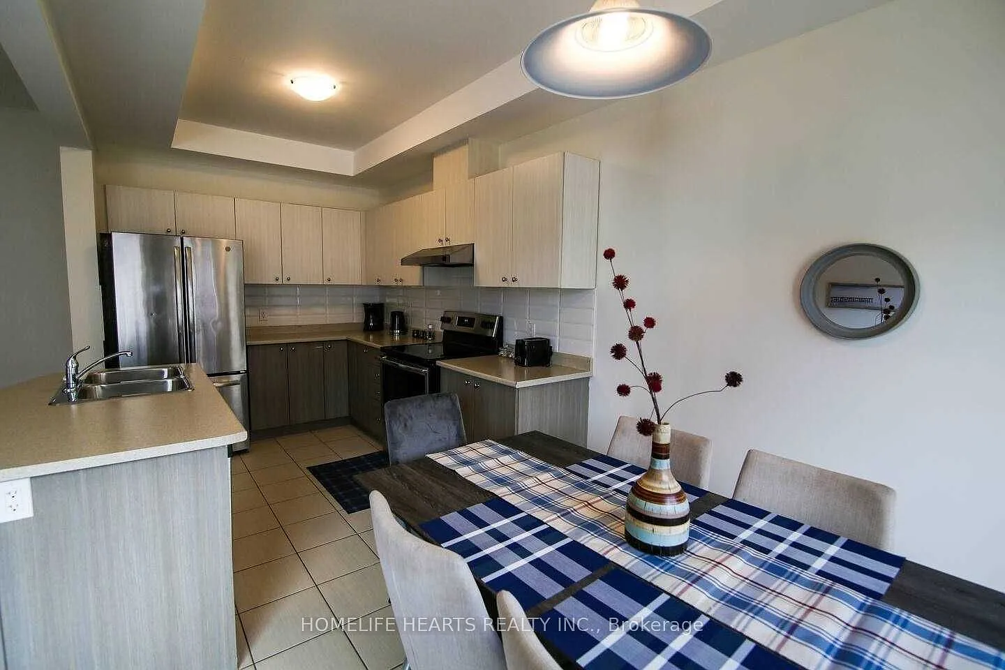 3 bed, $4,500 — Photo 4