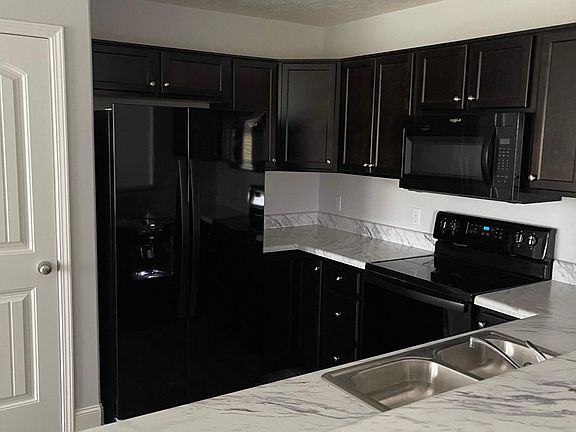 2nd image of 540 Northridge Dr