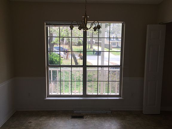 4th image of 5838 Olivet Dr