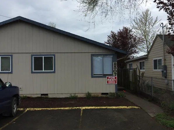 8507 SE Hinkley Ave, Portland, OR 97086