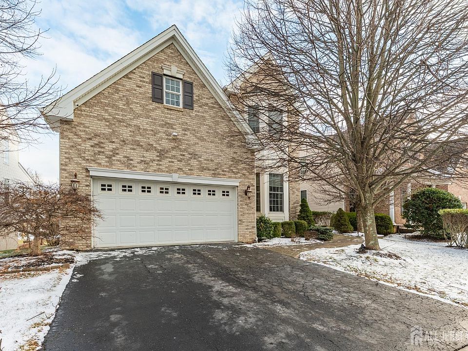 1st image of 115 Andover Dr