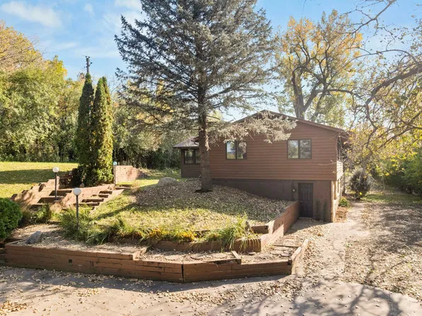 1101 Faribault Rd, Faribault, MN 55021