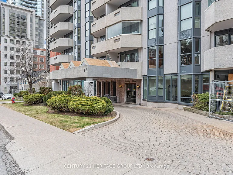 67 Caroline St S #102 — Photo 3