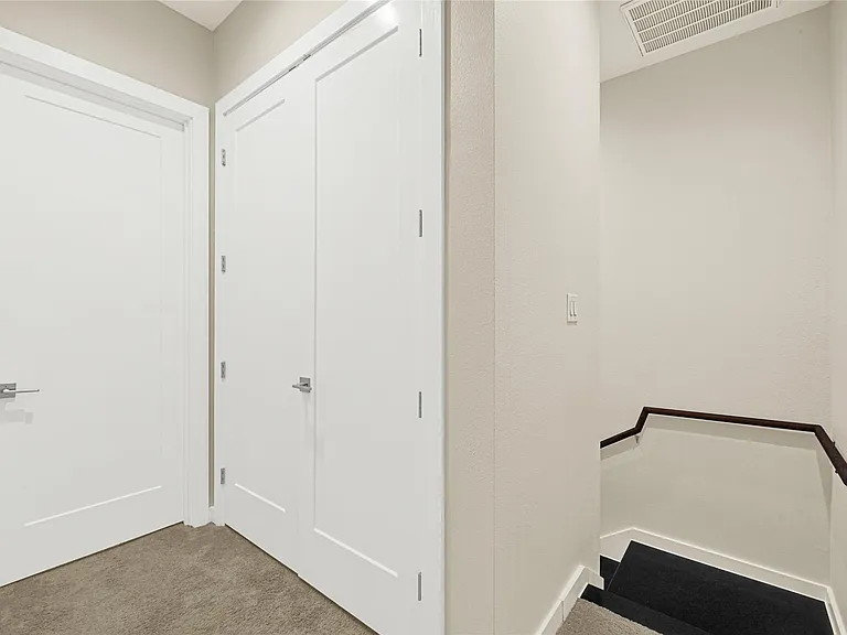 2317 Eagle St — Photo 21