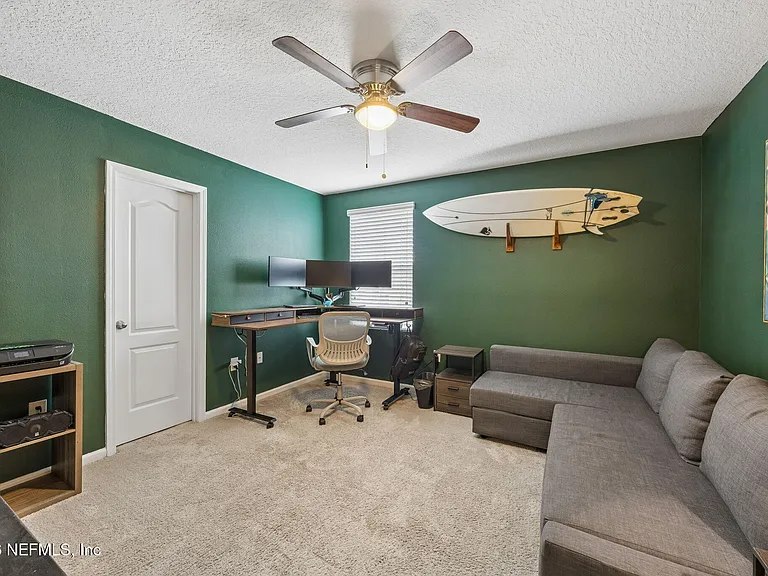 470 Servia Dr — Photo 18