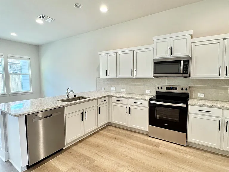 108 Zayd Ct #B — Photo 10