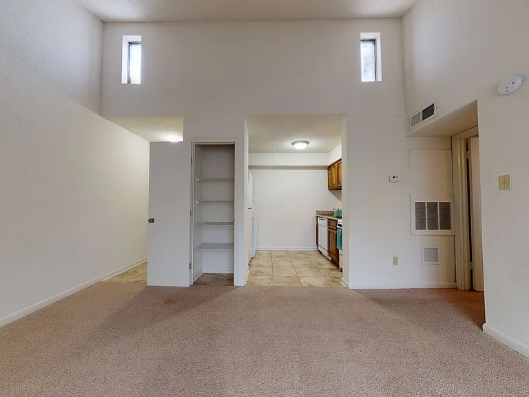 1441 Lake Ave. — Photo 9