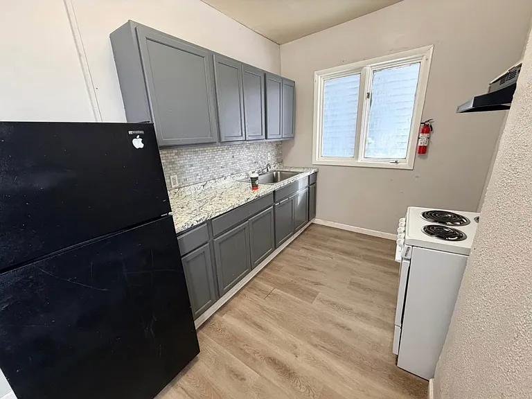 214 Academy St #A — Photo 1