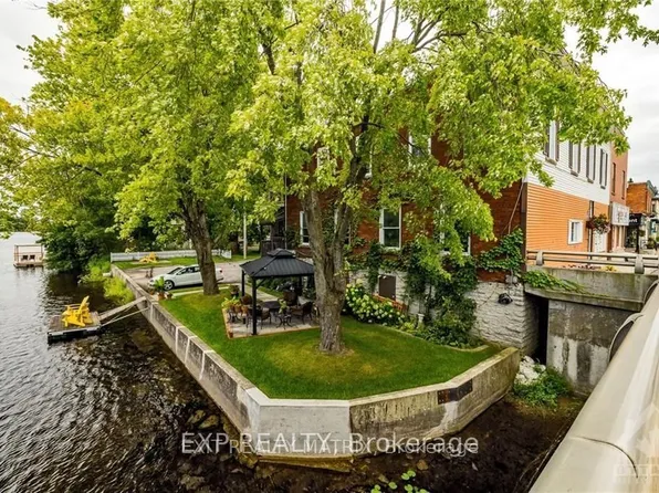 Bridge St #5, Mississippi Mills, ON K0A 1A0