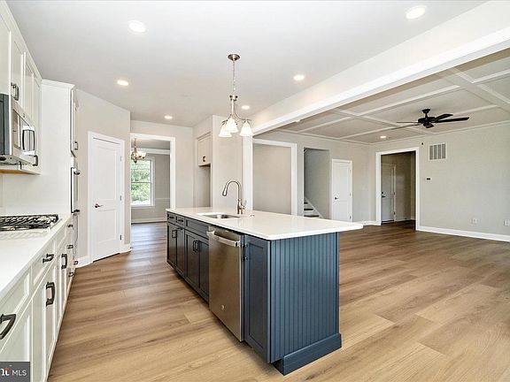 3rd image of 7349 2nd Ave
