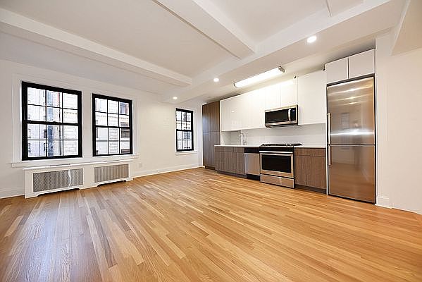1st image of 31 E 12th St APT 9E