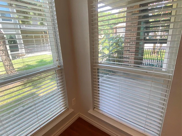 10616 Mellow Mdws #11B — Photo 31