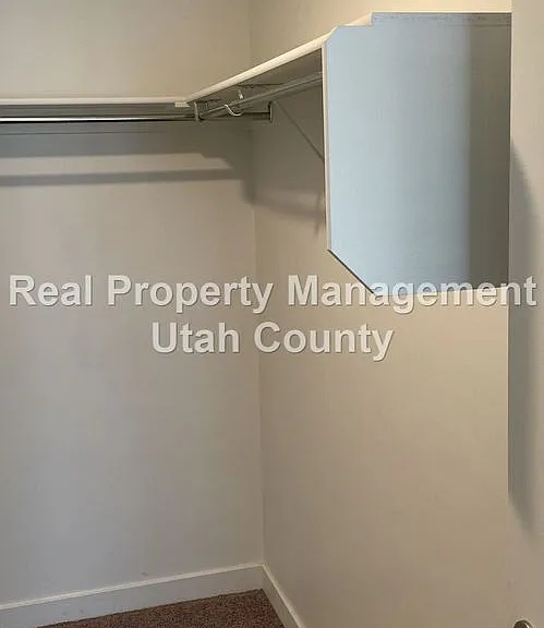 487 S Fox Chase Ln — Photo 21
