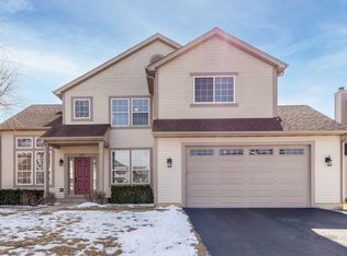 2221 Haverton Dr, Mundelein, IL