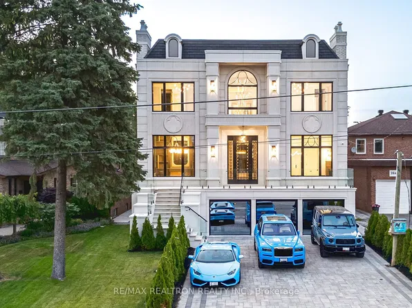 28 Scott Dr, Richmond Hill, ON L4C 6V6