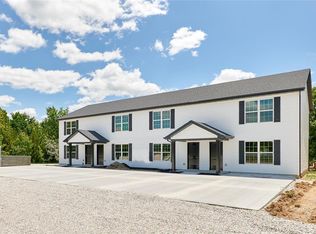 103 E Horseshoe Bend Dr, Winfield, MO 63389