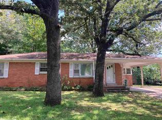 11 Pine Mountain Rd, Little Rock, AR 72223