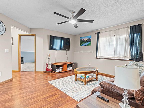 4th image of 120 Shannon Dr Unit 4
