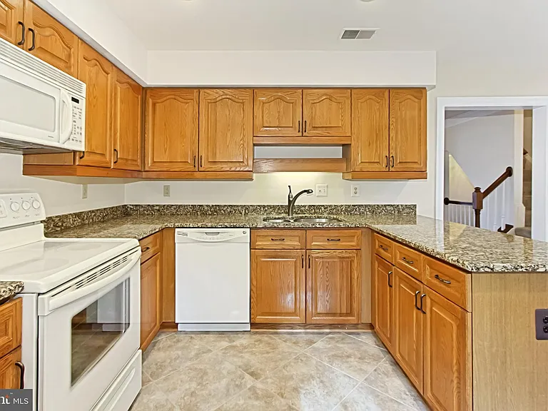 6153 Braeleigh Ln — Photo 11