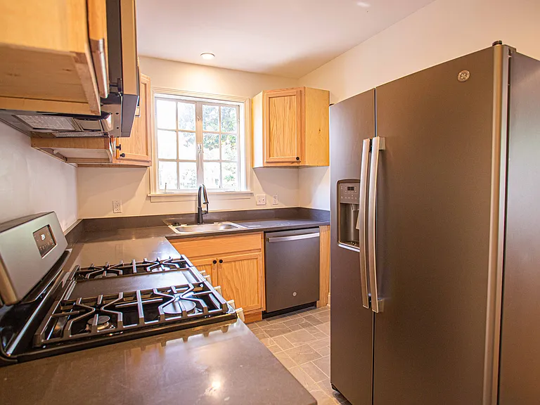 3638 Cowden Ave — Photo 5